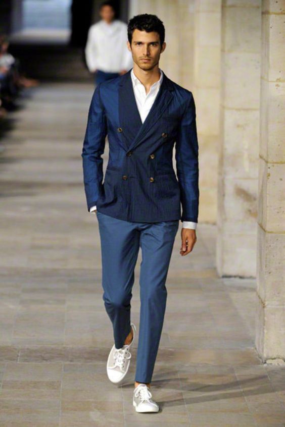 Why a Traveling Tailor in Australia Is the Future of Custom Suiting?